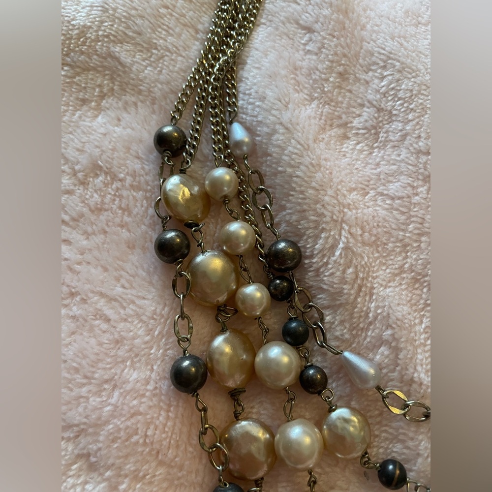Talbots Faux Pearl 5 Strand Necklace With Gold Tone Chains. - Picture 7 of 8